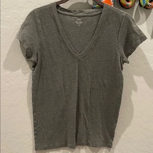 Jcrew small linen T-shirt. Olive green.